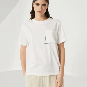T-shirt with monili