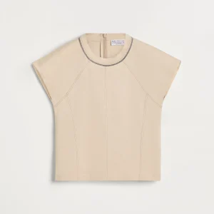 T-shirt with monili