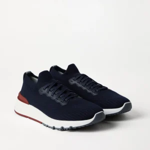 Knit runners