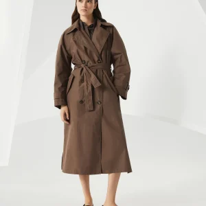 Trench coat with monili