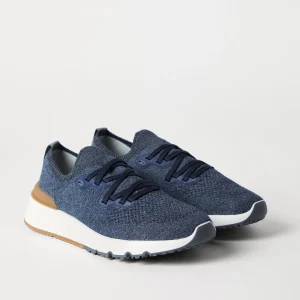 Knit runners