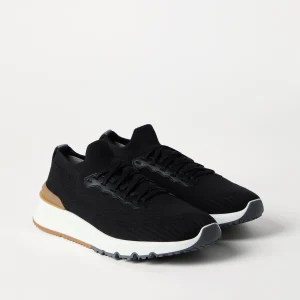 Knit runners