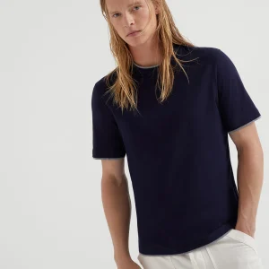 T-shirt with faux-layering